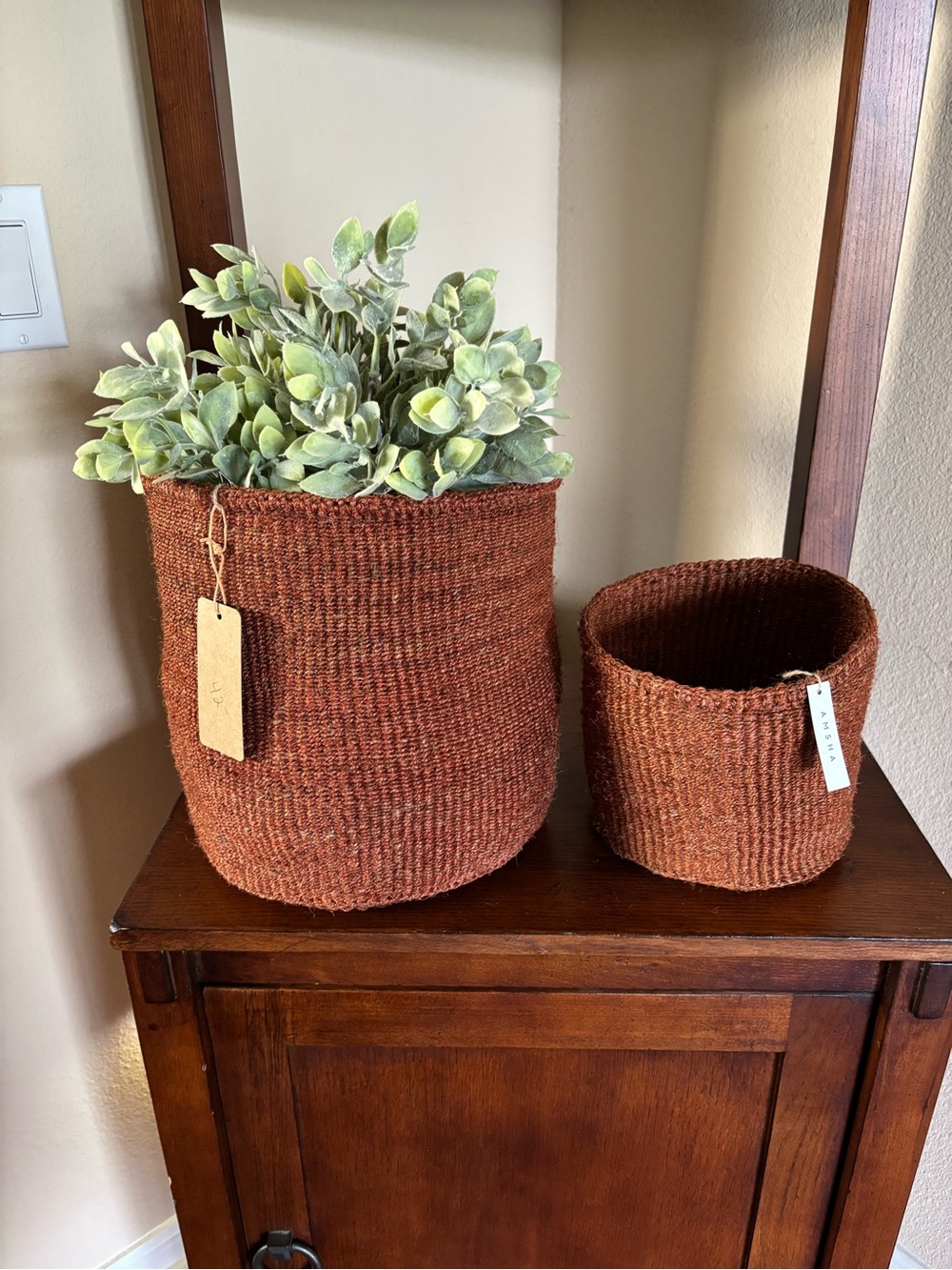 Handwoven Rust Seagrass Storage Basket - Home Accents. Set of 2 - Picture 2 of 3